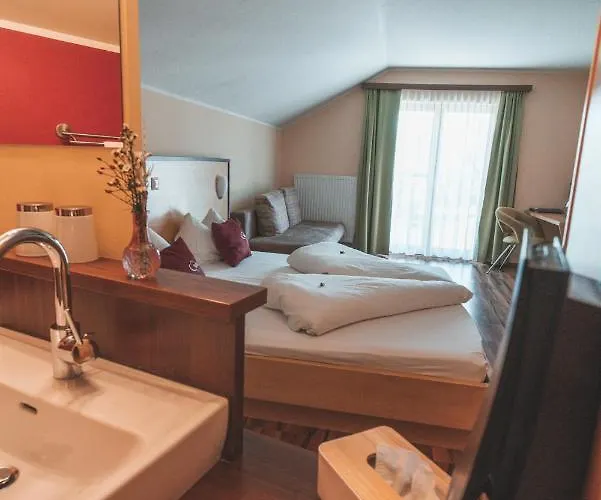 Landgasthof Wohrer Guest house Aigen im Ennstal